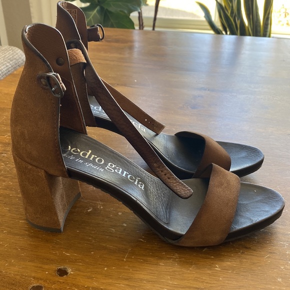 Pedro Garcia 3 inch open toe sandal - Picture 2 of 3